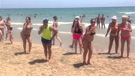 Bailando En La Playa YouTube