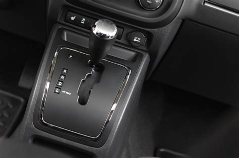 2014 jeep patriot trim levels. 2014 Jeep Patriot VINs, Configurations, MSRP & Specs ...
