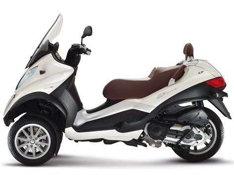 09 piaggio mp 3 mp3 500 scooter right front fork shock mount collar tube. 2012 Piaggio Mp3 Touring LT500IE scooter Insurance