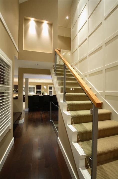 How To Maximize A Staircase Wall