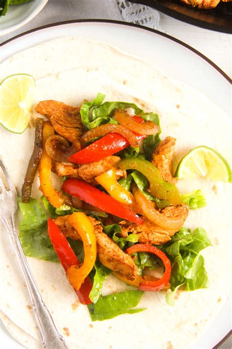 Easy Chicken Fajita Tacos The Fast Recipe Food Blog