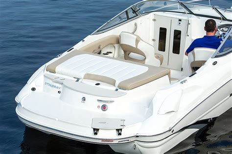 Sometimes a cuddy refers to a small but cosy hut. Stingray 215CR - Cuddy Cabin | Stingray, Deck boat, Small ...