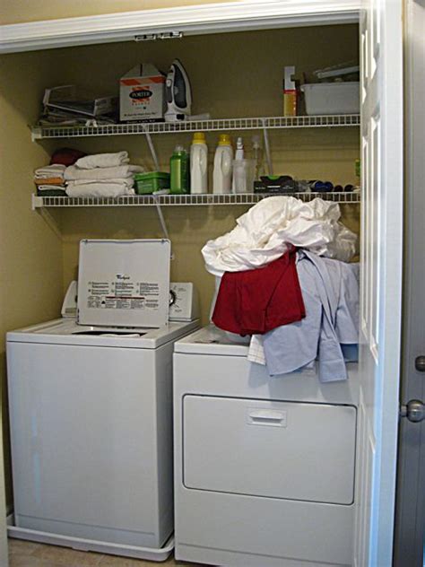 Be inspired to transform your laundry room! IHeart Organizing: Reader Space: Eat, Sleep, Decorate ...