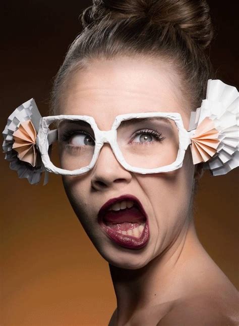15 Funny Faces We Make That Prove That Life Is A Stage