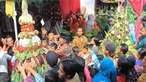 Menyambut Datangnya Bulan Suci Ramadhan Ini Tradisi Unik Dari Berbagai