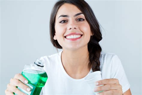 best mouthwash for your oral microbiome bad breath teeth and gums