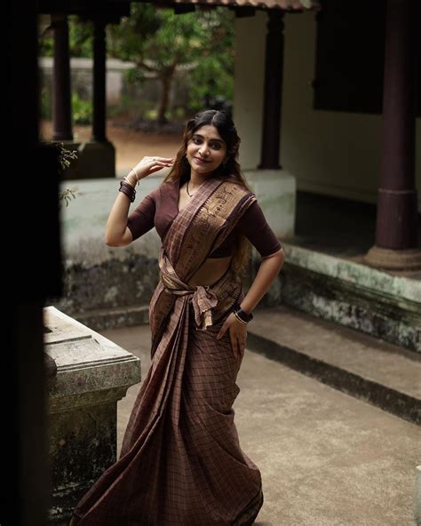 Mollywood Actress Malavika Sreenath S Butterfly Style Saree Look Made Wow Among Fans Malavika