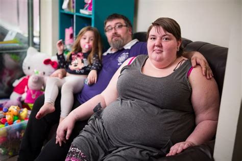 Morbidly Obese Woman Appeals For Help To Fund Lifesaving Operation So She Can See Her Daughter