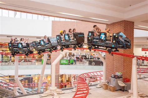 Electronice, cosmetice si farmacii, moda, magazine sportive afi palace cotroceni e inima orasului, destinatia ideala pentru cumparaturi, distractie, relaxare si afaceri. O vacanță la mall: șase distracții în Afi Palace Cotroceni ...