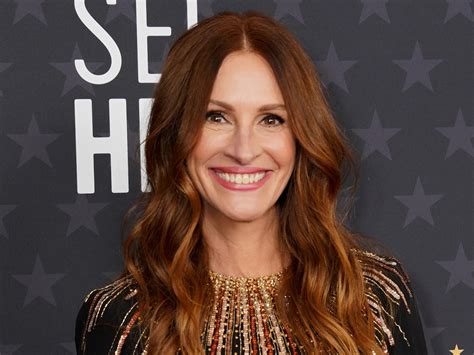 Julia Roberts Shares Rare Photo With Husband Danny Moder In Anniversary