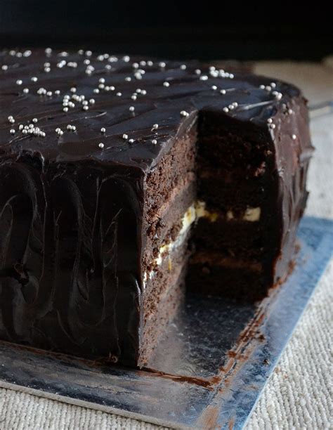 Chocolate mousse recipe & video. Eggless Chocolate Mud Cake with Eggless Orange Mousse ...