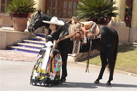 Charro Girl Beautiful Mexican Women Mexican Girl Mexico People