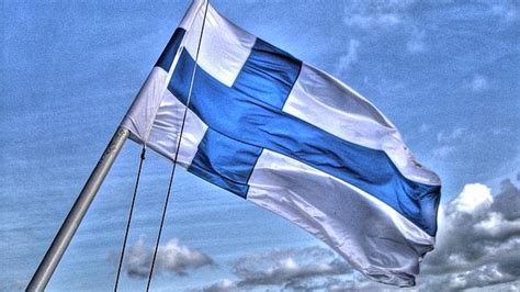 'banderas finlandia más de 30.000 banderas diferentes 14 tamaños diferentes bandera hecho en alemania primera calidad más información. La bandera de Finlandia - Escuelapedia - Recursos ...