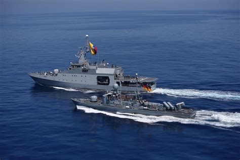 Os segredos mais bem guardados do algarve: ARC 7 de Agosto realiza ejercicios navales con patrullera ...
