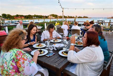 Waterside Dining On Long Island The Cove And The Lakehouse Published
