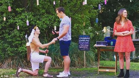 Neighbours Will Air The First Same Sex Marriage Proposal Daily Mail