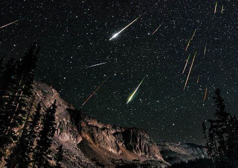 Eda e serkan, una notte nel centro dell'universo. Un grandangolo italiano osserva meteoriti e stelle cadenti ...