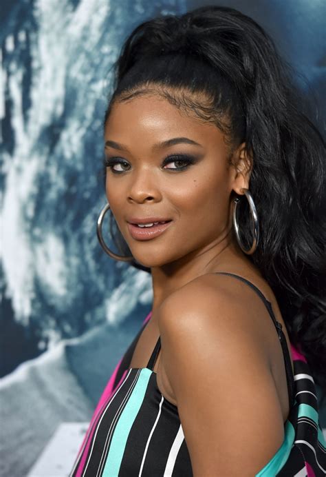 Kristen stewart , robert pattinson and taylor lautner directed. Ajiona Alexus - "Breaking In" Premiere in LA • CelebMafia