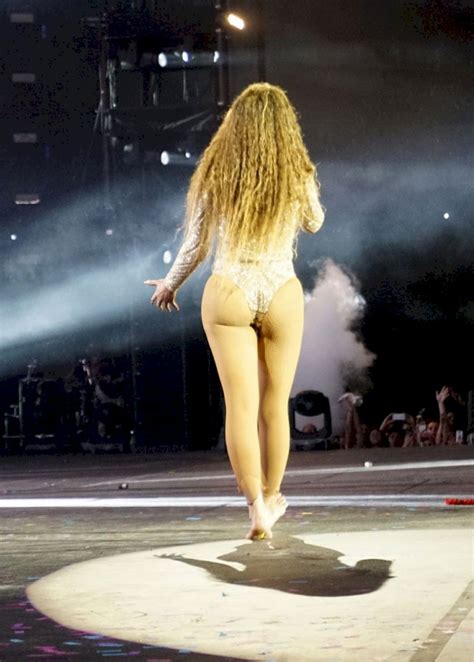 Beyonces Thick Ass Shesfreaky