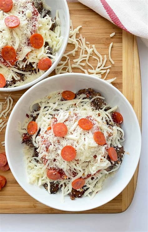 2 minute personal pizza recipe. Keto Pizza In A Bowl - Easy 15 Minute Keto Recipe