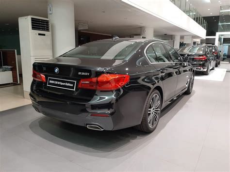 All of which can be, as give me a manual 535 with sport package and vishnu tuning and i'd be a happy guy. 5 series: BMW 530i M Sport 2019 Kompetitor E300 Mercedes ...