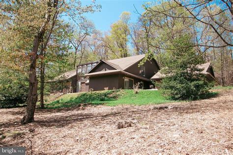 1812 Fox Hunt Ln, Harrisburg, PA 17110 | Zillow