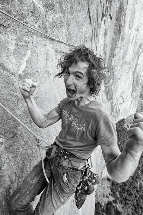 Chris sharma and adam ondra spent two years working together to climb la dura dura (5.15c / 9b+), the world's hardest climb at the time. Dawn Wall : première interview d'Adam Ondra après son ascension.