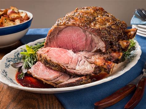 Never had one but now i'm thinking it needs to go on my christmas menu! Gelsons Shares Christmas Dinner Menu For Studio City ...