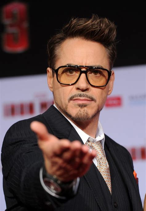 Robert Downey Jr Photos Photos Arrivals At The Iron Man 3 Premiere