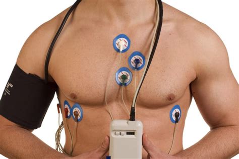 En cuanto al concepto, muchas personas cuando oyen el nombre de detector de metales, se les viene a la cabeza para entender mejor cómo funcionan los detectores de metal, tenemos que conocer sus partes, pues un detector de metales típico es ligero. ᐅ ¿Cómo funciona un Holter de presión no invasiva? ⚡️ ...