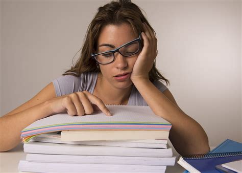 Tips To Combat Teen Sleep Deprivation Amid Early School Times Sleep