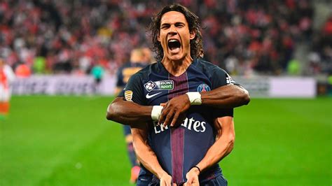 Discover more from the olympic channel, including video highlights, replays, news and facts about olympic athlete edinson cavani. OFICIAL: Cavani renova com o PSG