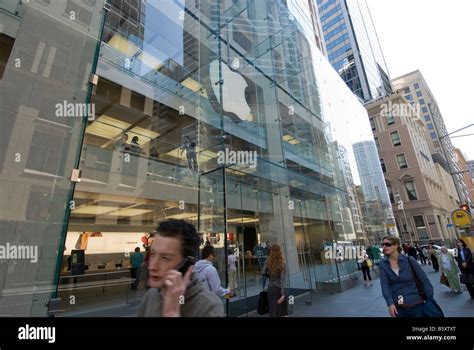Apple Store In George Street In Sydney Australia Opened Its Doors In