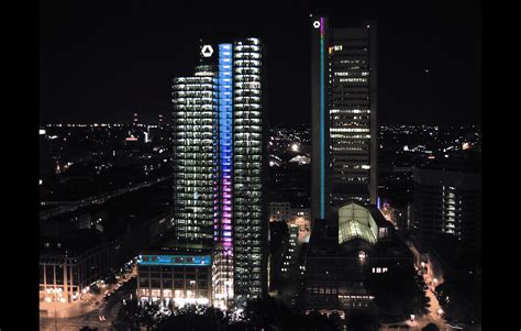 Our management team in frankfurt are on hand to help you with your financial banking needs. "Gallileo" Dresdner Bank, Frankfurt am Main | DAY & LIGHT ...