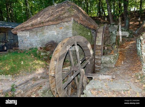 Old Wooden Water Mill National Hi Res Stock Photography And Images Alamy