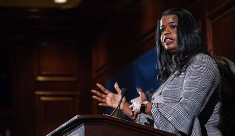 Cook County States Attorney Kim Foxx Wins Re Election Over Pat Obrien Crains Chicago Business