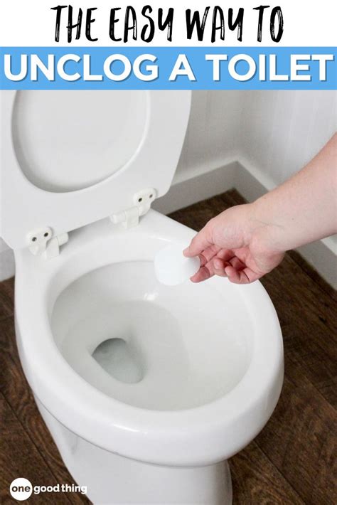 How To Unclog A Toilet Without A Plunger Clogged Toilet Toilet
