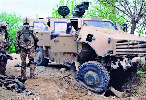 April 2010 sterben drei bundeswehrsoldaten, als sie in einen hinterhalt der. Afghanistan Frieden - zehn Jahre nach dem Karfreitagsgefecht?