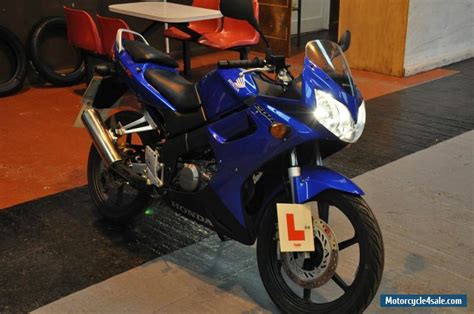 2008 honda cbr125 honda cbr 125r 8/10 condition with minor scratches after market muffler sounds great sounds bigger also tires are larger than other cbr125r this bike is great for first time riders only selling it cause i upgraded to a bigger bike no accidents minor scratches hardly any from. 2005 Honda CBR125R for Sale in United Kingdom