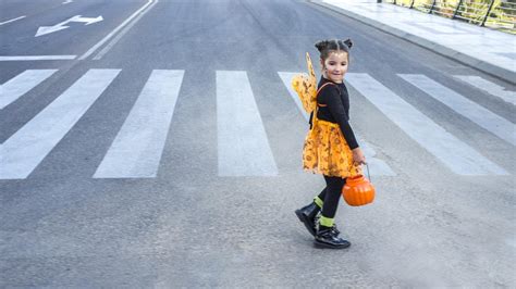 How To Find The Best Neighborhood For Trick Or Treating