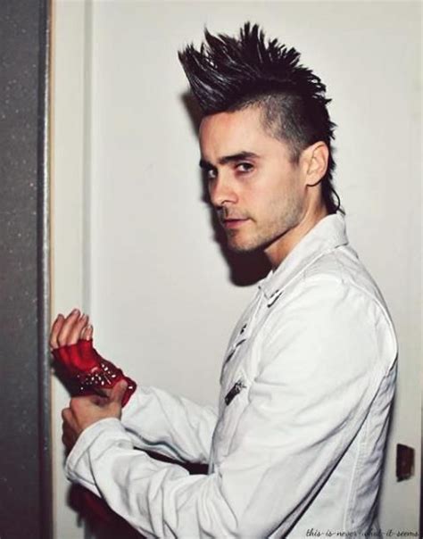 Jared Leto S New Hawk Jared Leto Haircut Most Beautiful Man Beautiful People Gorgeous Thirty