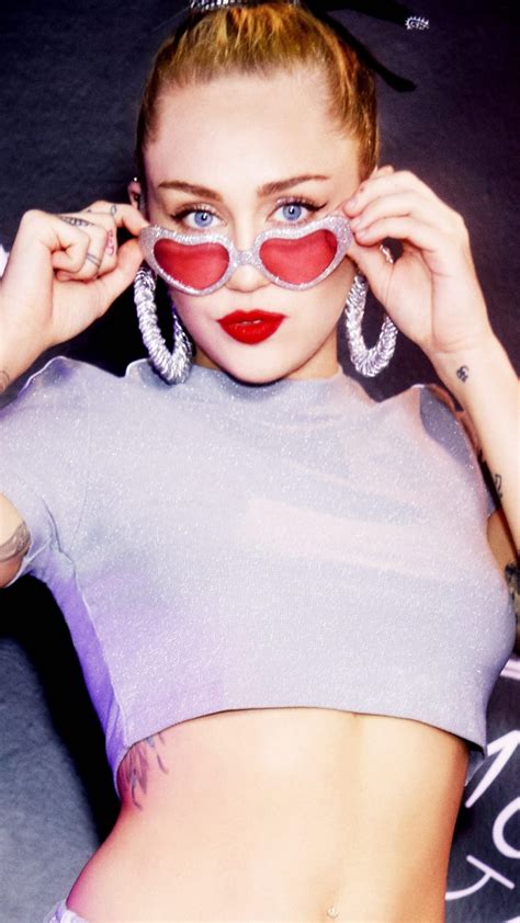 Download X Wallpaper Miley Cyrus Converse Collection Sunglasses Samsung Galaxy Mini S