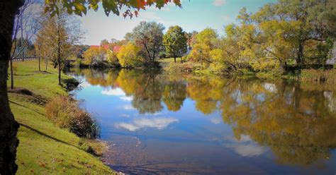 Cabins is an unincorporated community on the north fork south branch potomac river in grant county, west virginia, united states. Fall Hikes @ Vermont State Parks, Part II: Central ...