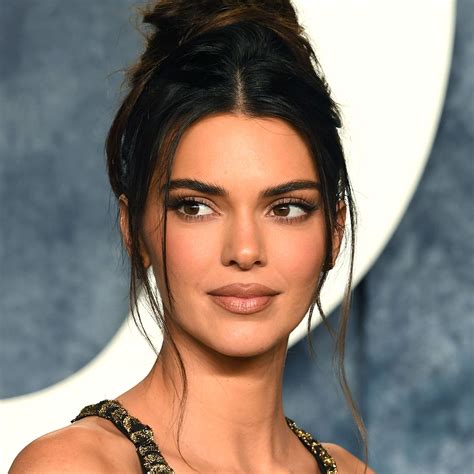 kendall jenner s trendy new haircut will make you want to chop yours