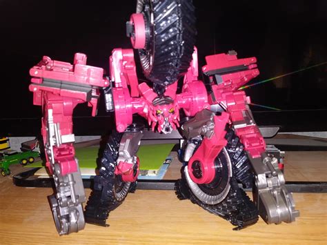 Oh god he's evolving : r/transformers
