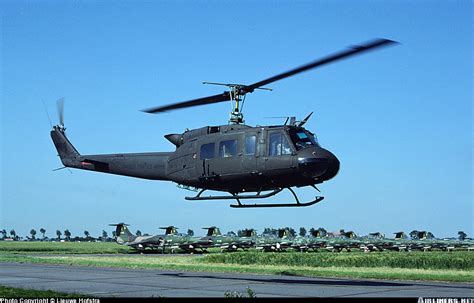 Bell Uh 1h Iroquois 205 Usa Army Aviation Photo 0646402