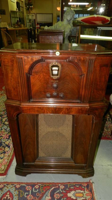 Lovely Antique Floor Model Radio In Cabinet Philco 91 Lot 203