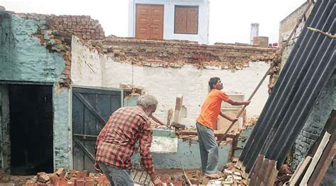storms kill over 100 in uttar pradesh rajasthan india news the indian express