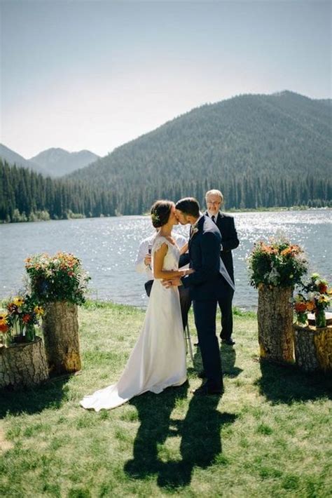 72 Gorgeous And Relaxed Lake Wedding Ideas