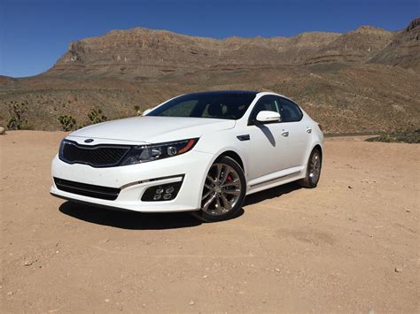 Gas mileage, engine, performance, warranty, equipment and more. 2015 Kia Optima Turbo Review | CarAdvice